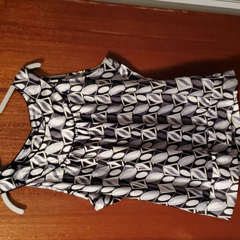 Business/professional tank